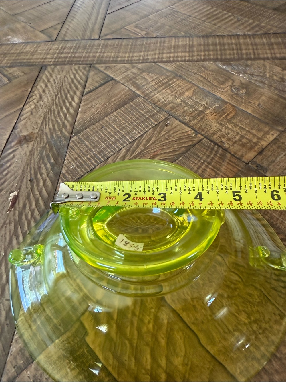 Vintage Imperial Glass
Company vaseline (uranium)
glass bowl - Picture 7 of 11